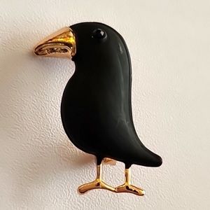 Brooch Crow /Raven Brooch Matt Enamel  Color BRO